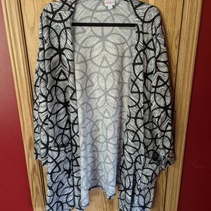 LuLaRoe Xl Caroline Black and White Geometric Cardigan